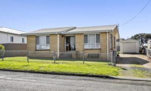 Property For Sale In Swansea