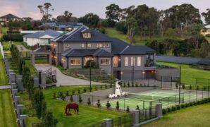 Luxury Homes For Sale: Exclusive Listings